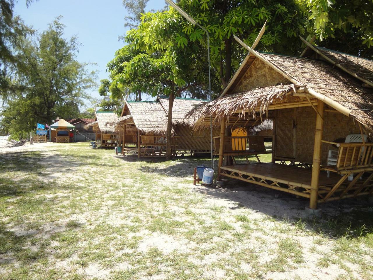 Varin Village Koh Lipe Exteriör bild