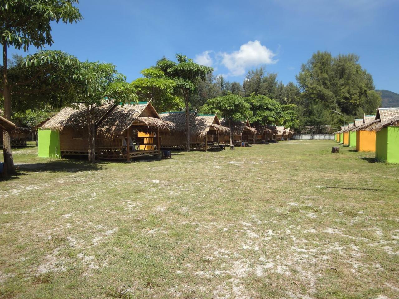 Varin Village Koh Lipe Exteriör bild